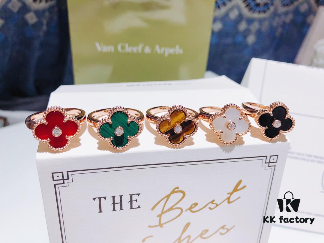 VCA Alhambra Clover Ring