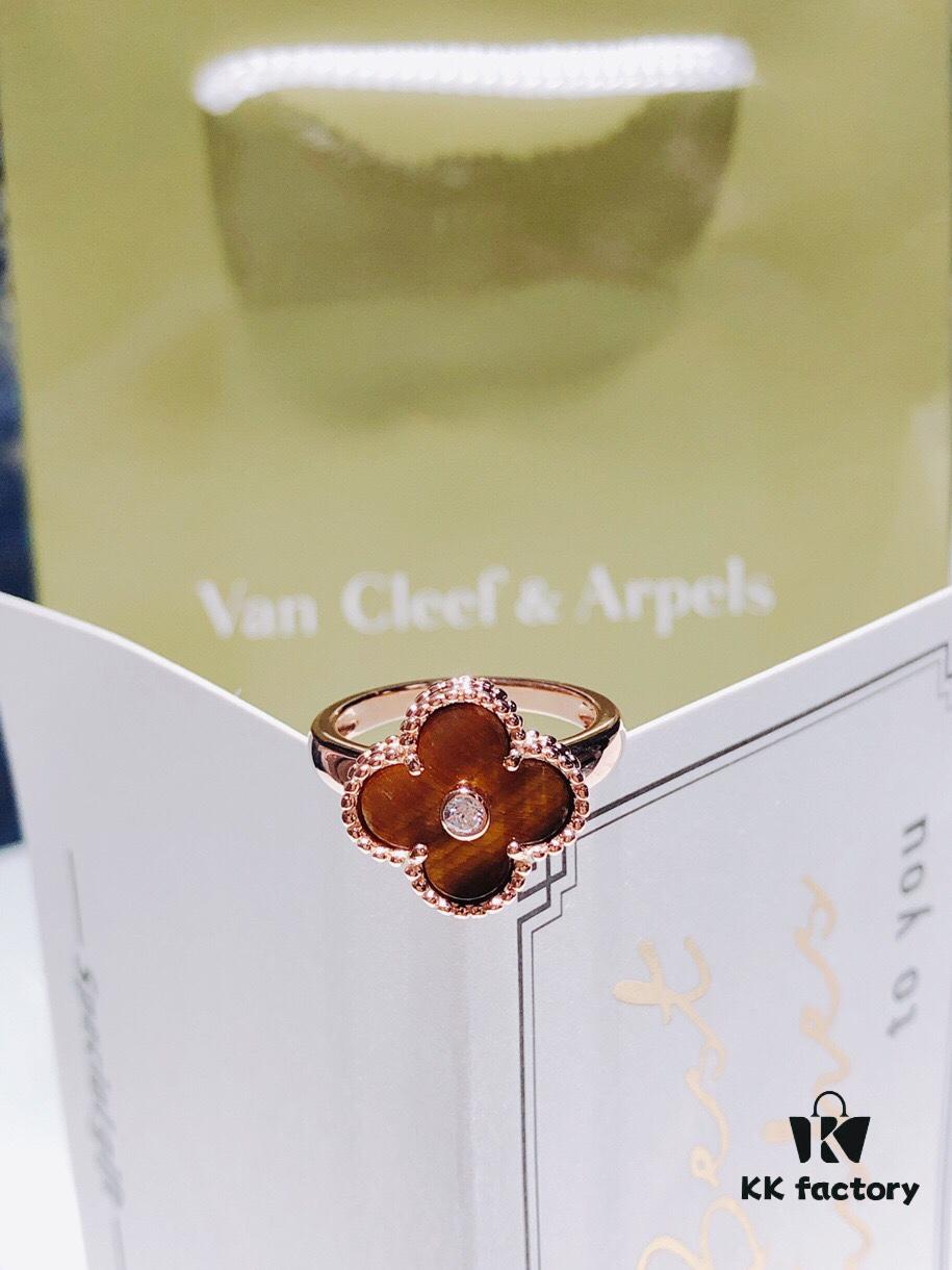 VCA Alhambra Clover Ring
