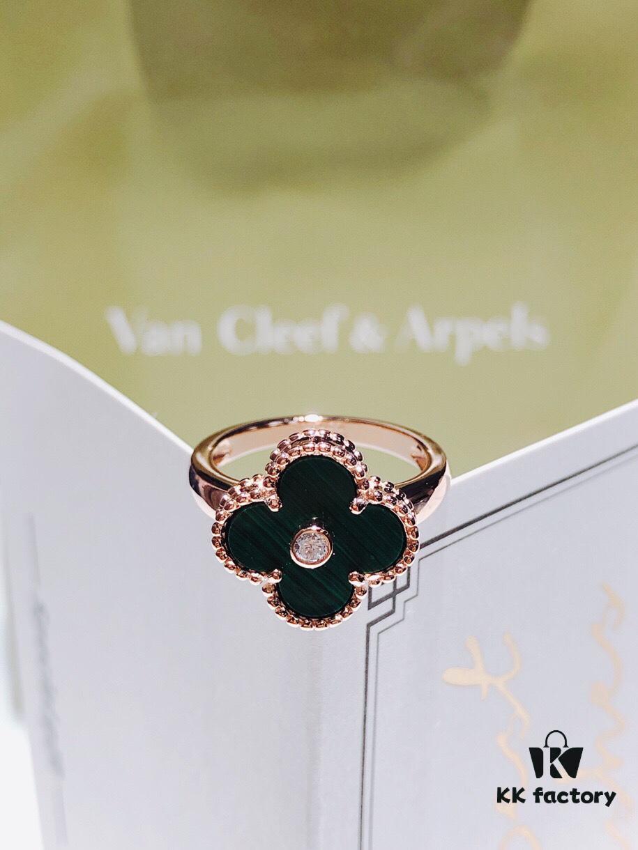 VCA Alhambra Clover Ring