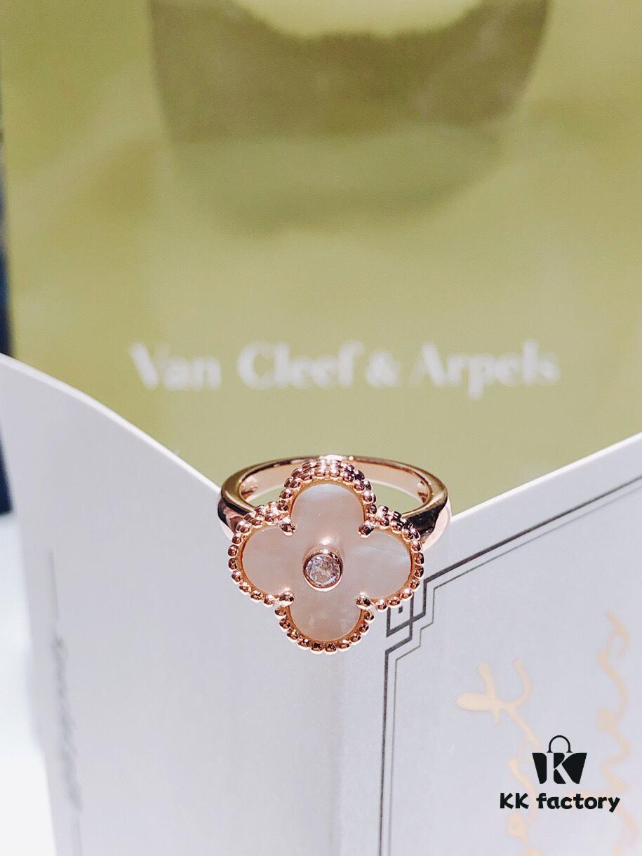 VCA Alhambra Clover Ring