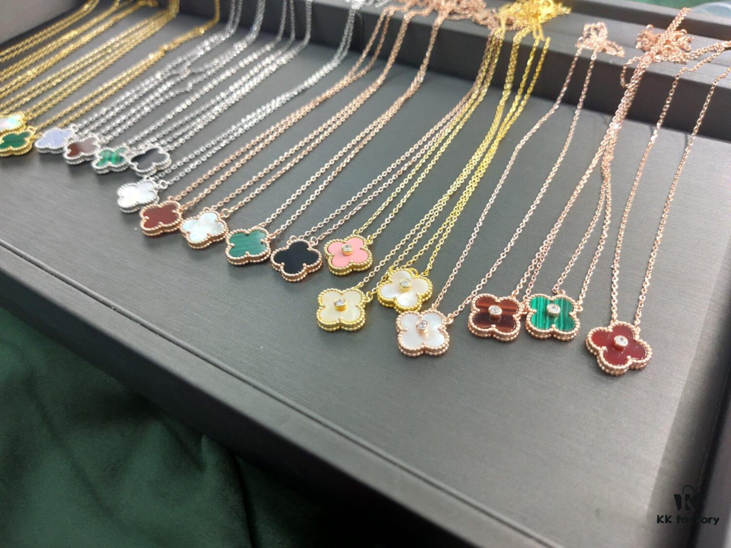 Van Cleef & Arpels VCA Alhambra Clover Necklace