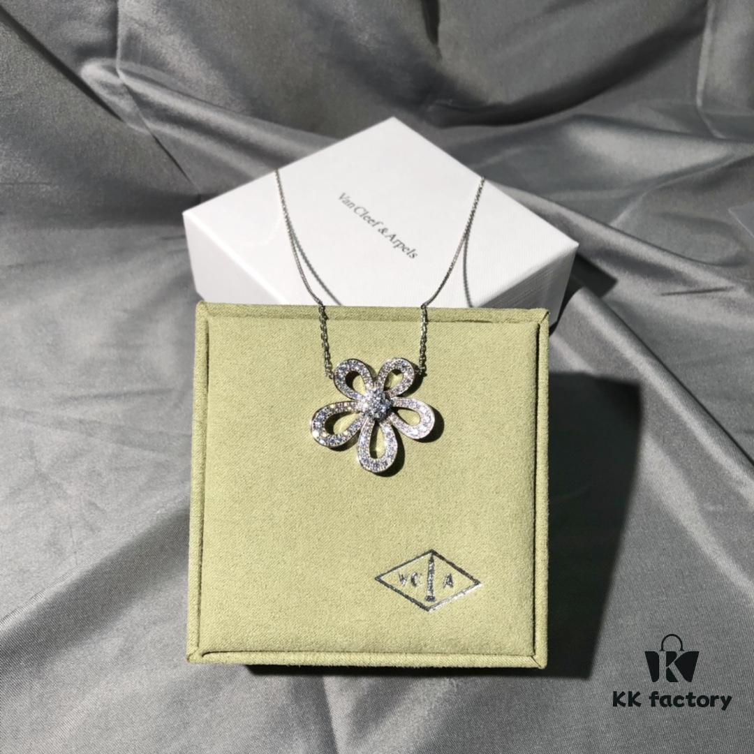 Necklace · Platinum Set: Flowerlace Lace Flower, This One! I Can't Recommend It Enough! Must Buy! Must Collect! The Fire Is So Brilliant You'd Mistake It for Real Diamonds!