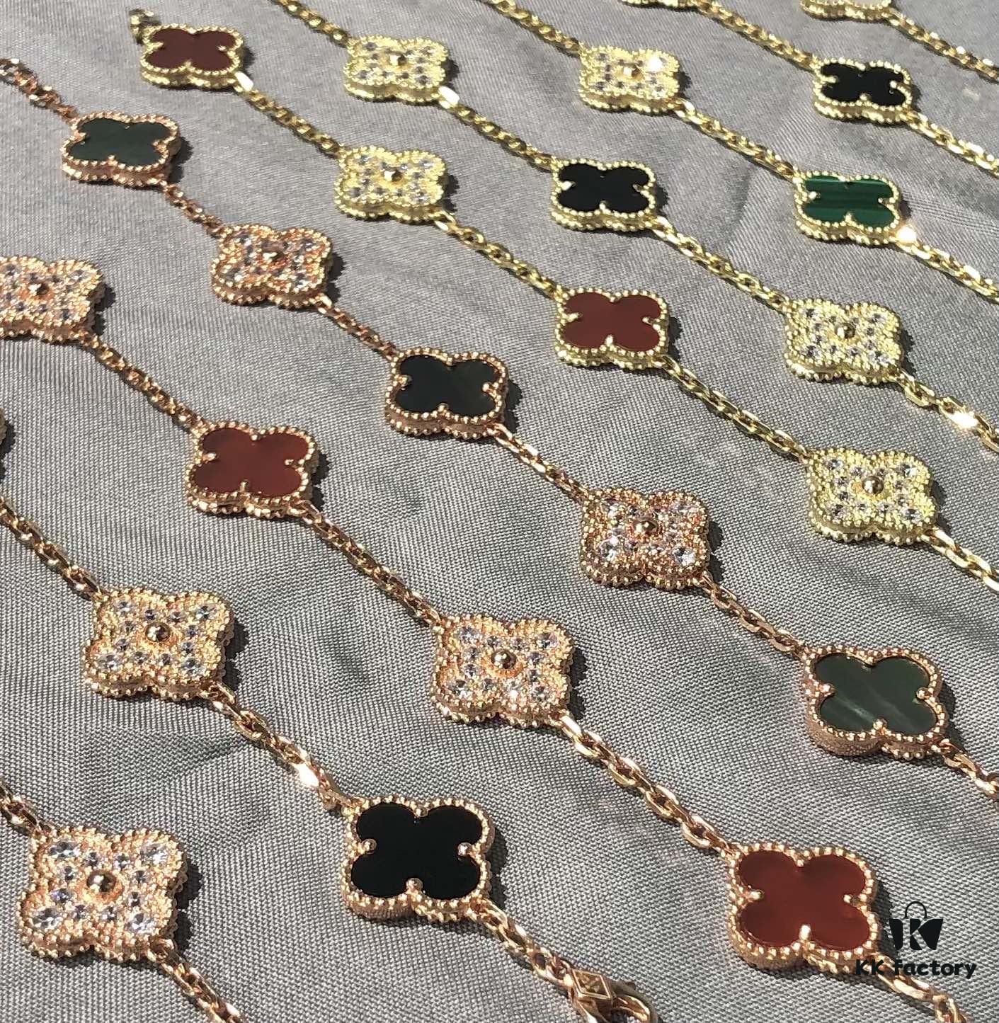 Classic Alhambra Lucky Four-Leaf Clover Bracelet Collection