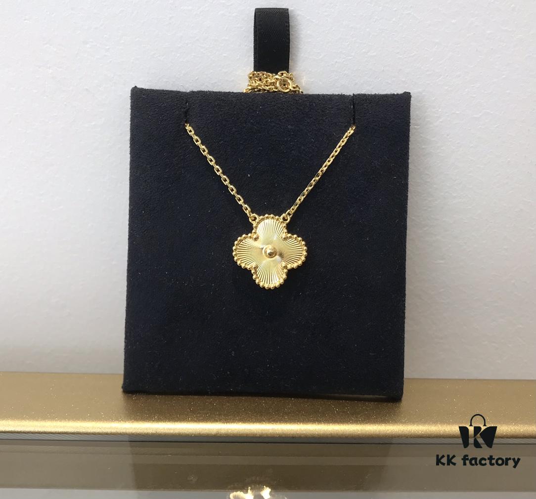 Medium Clover Necklace Collection - Diamond-Paved Top-Quality Sterling Silver 18K Gold Plated