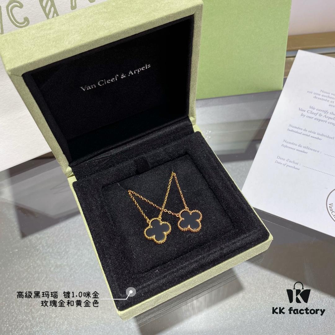 Chunky Chain with CNC-Cut Clasp, V Gold Plated with Imitation Gold, Vca Clover Necklace Featuring White Mother-of-Pearl, Red Agate, and Black Agate