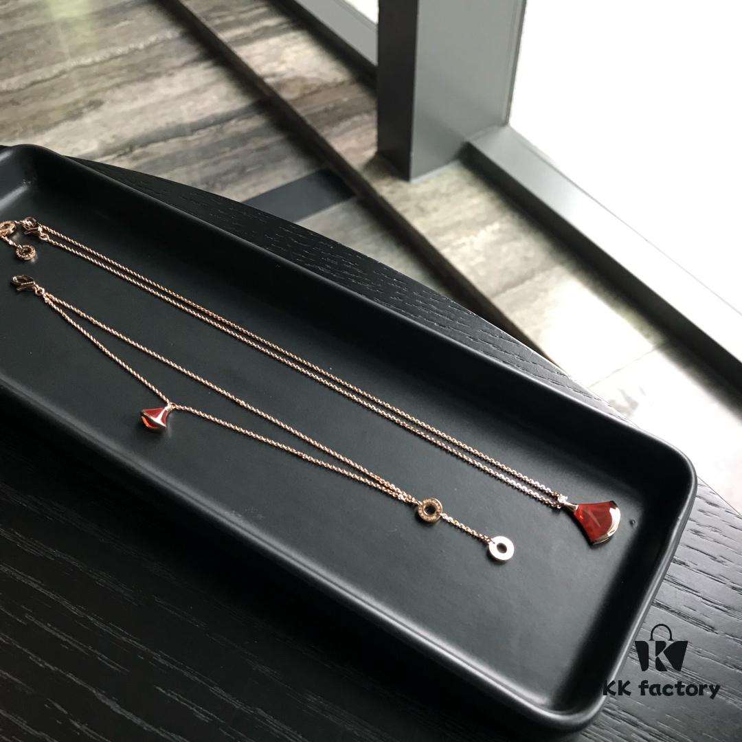 BVLGARI Bulgari Diva Series Skirt Dress Necklace and Bracelet Set - High-End Custom Red Carnelian Fan Collection, 18K Rose Gold/White Gold Plated Premium Alloy with Sparkling Faux Diamonds