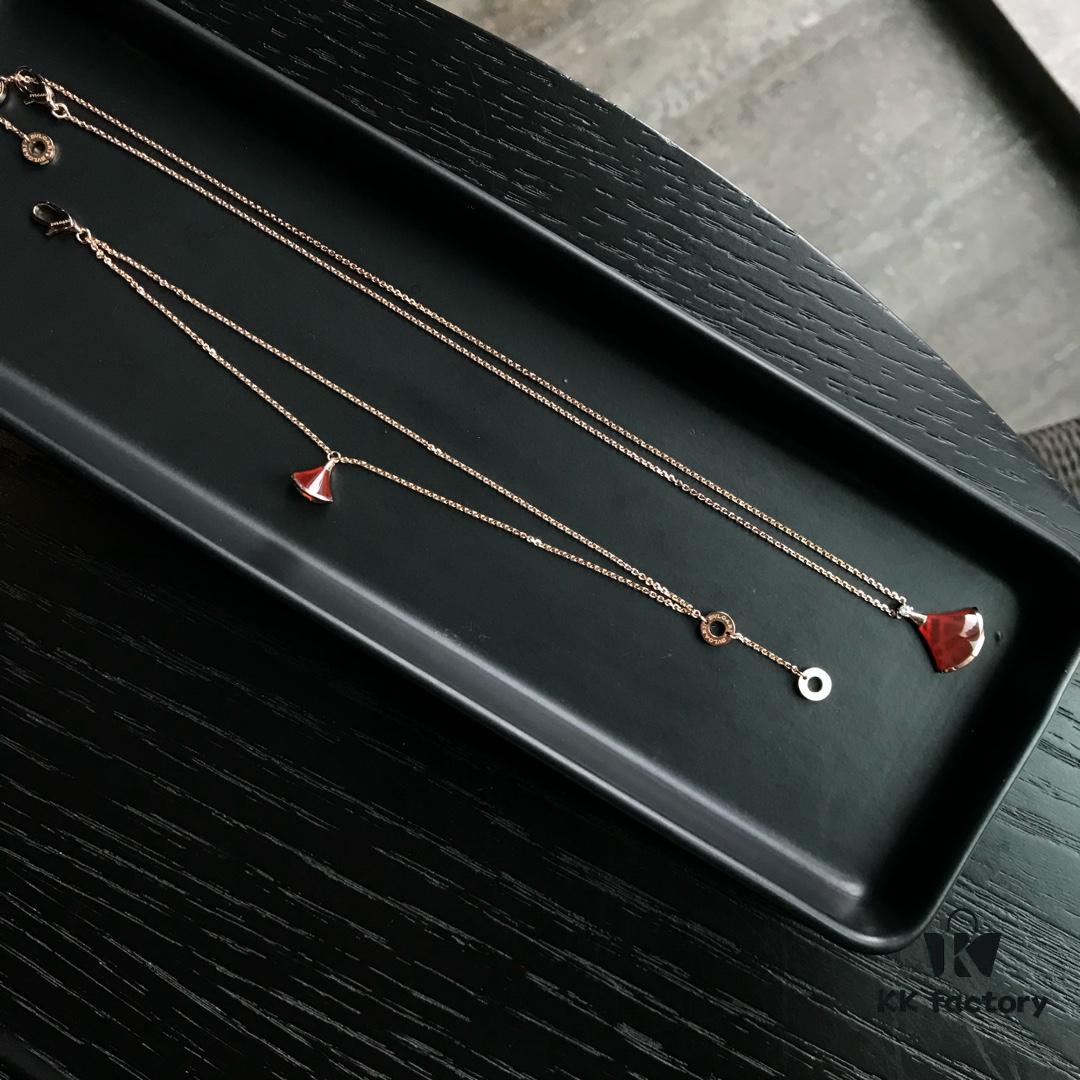 BVLGARI Bulgari Diva Series Skirt Dress Necklace and Bracelet Set - High-End Custom Red Carnelian Fan Collection, 18K Rose Gold/White Gold Plated Premium Alloy with Sparkling Faux Diamonds
