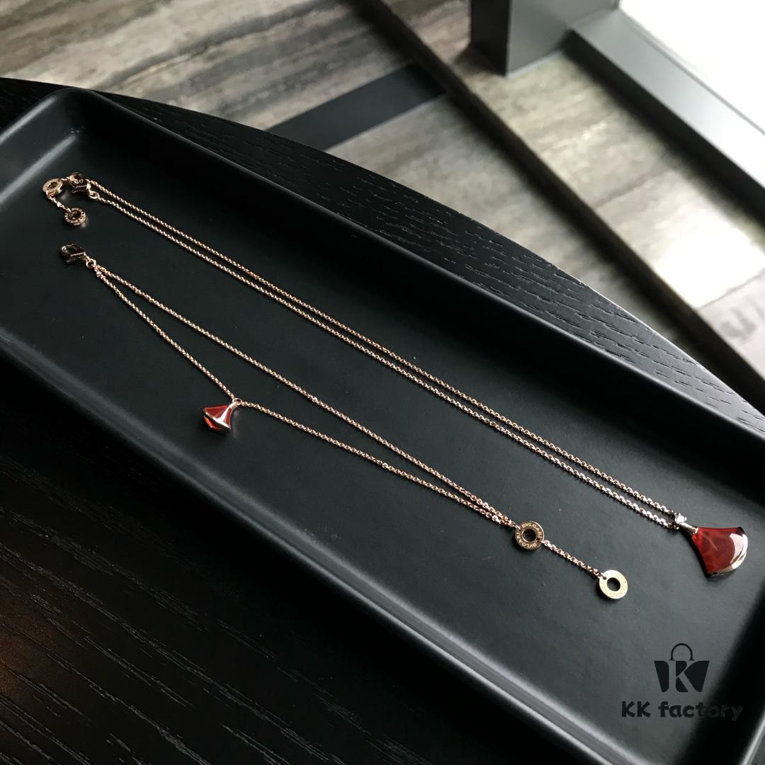 BVLGARI Bulgari Diva Series Skirt Dress Necklace and Bracelet Set - High-End Custom Red Carnelian Fan Collection, 18K Rose Gold/White Gold Plated Premium Alloy with Sparkling Faux Diamonds