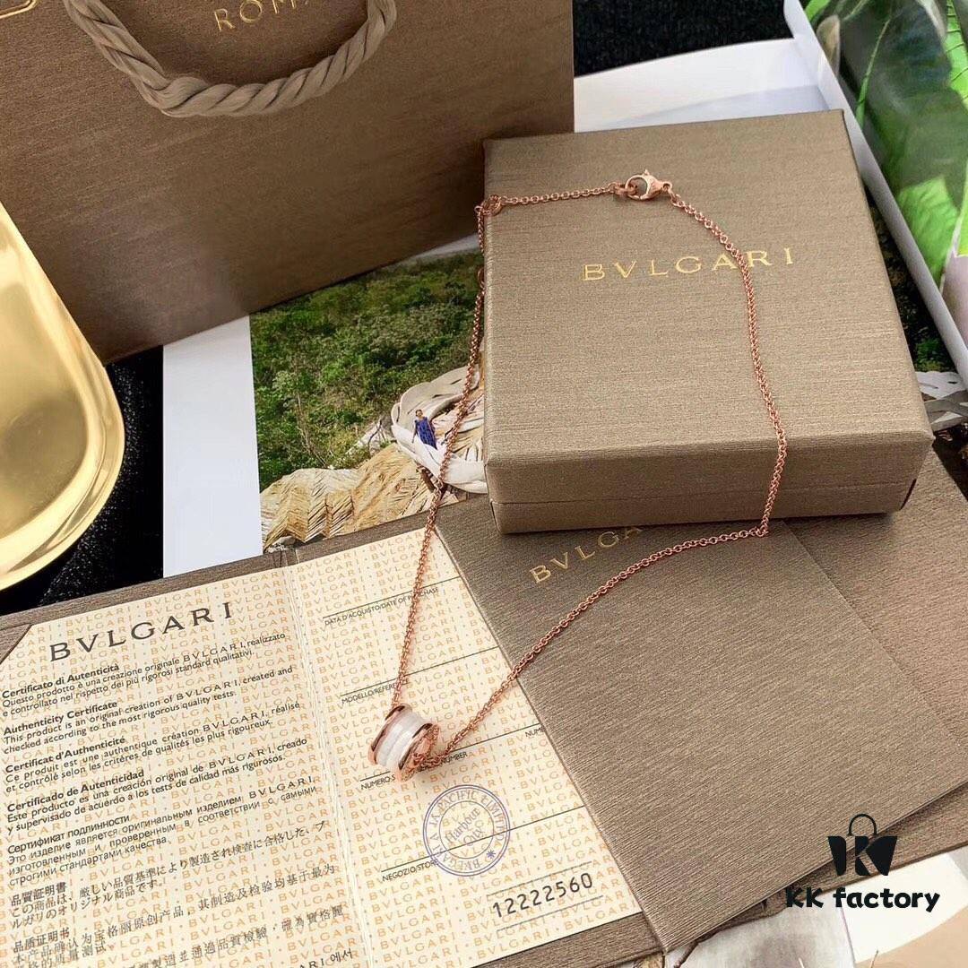 Exclusive In-Stock! White Ceramic Necklace Bvlgari B.ZERO1 Series Necklace with Rose Gold Chain Featuring Black Ceramic Spiral Pendant