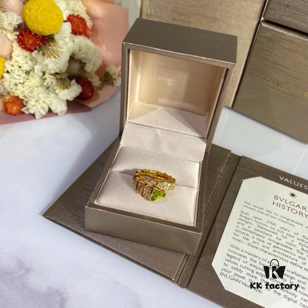 BVLGARI Bulgari Serpenti Full Diamond Green Head Snake Ring