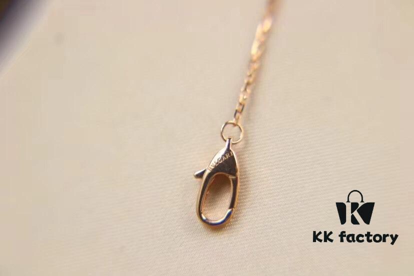 High-End Custom 925 Sterling Silver Fan-Shaped Necklace with White Mother of Pearl, Red Carnelian, and Black Onyx – Diva Series by Baojia, Inspired by Bulgari Design