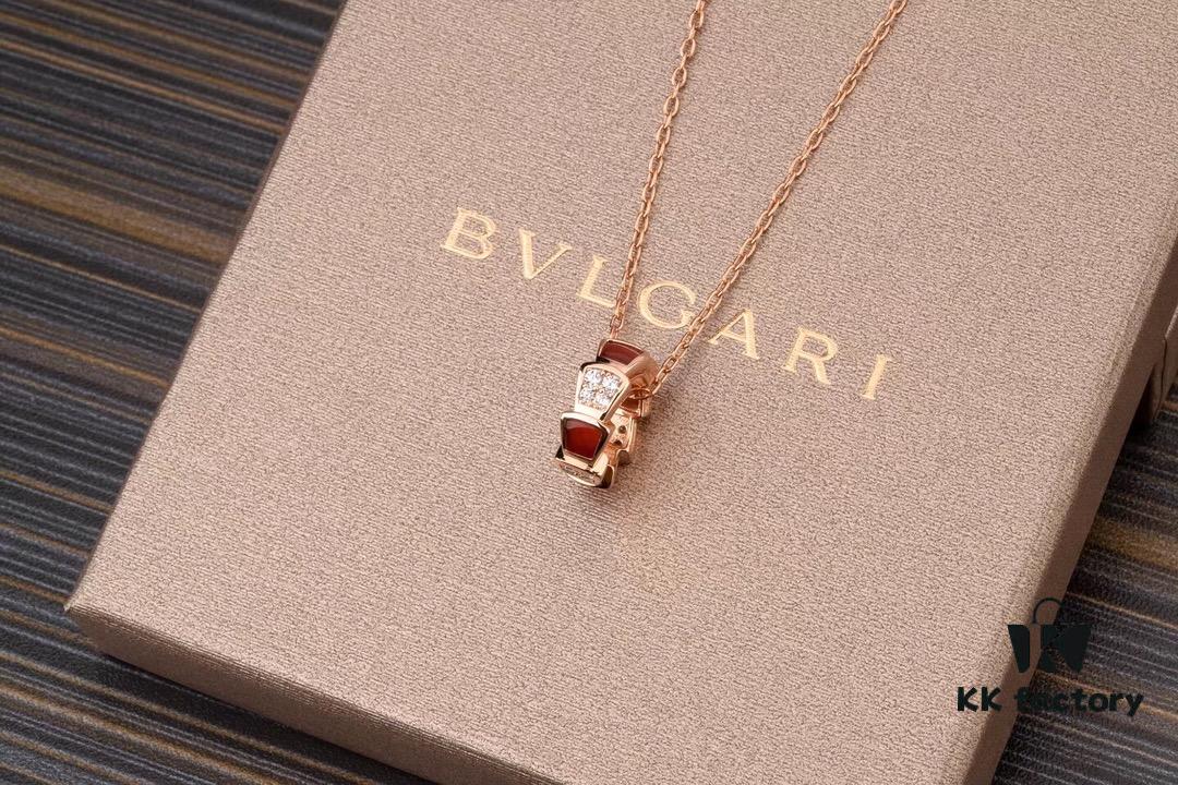 High-End Version Bvlgari BV Snakebone Necklace 925 Sterling Silver Plated with 18K Rose Gold, Polished Gold Finish, Red Carnelian, Black Onyx, Malachite, Pearl Mother-of-Pearl, 5 Colors Available, Embedded with Imported Synthetic High-Carbon Diamonds and Natural Carnelian