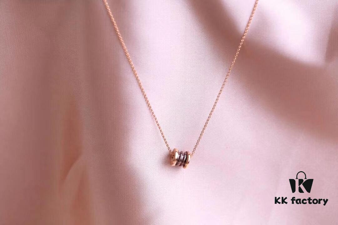 BVLGARI Brown Ceramic Necklace Mini with Latest V Gold Material