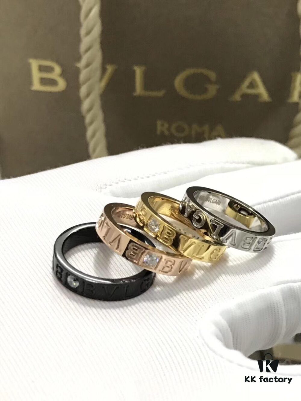 Bvlgari Couple's Single Diamond Pure Silver Ring