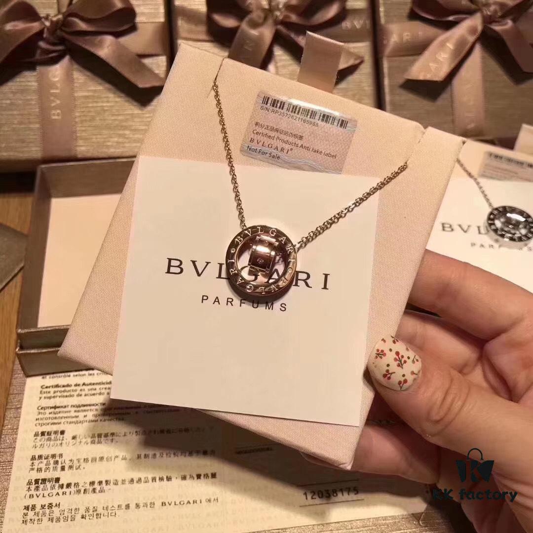 Bvlgari Classic Large Double Ring Necklace ✨ Long-lasting Color, Anti-allergic Treatment, Original Replica, High-end Custom 925 Pure Silver, 1:1 Counterfeit Super Fine 🔥🔥 Each Piece Handcrafted, Unbeatable Value ✨ Rose Gold and White Gold, Original Style Chain, Couple's Design