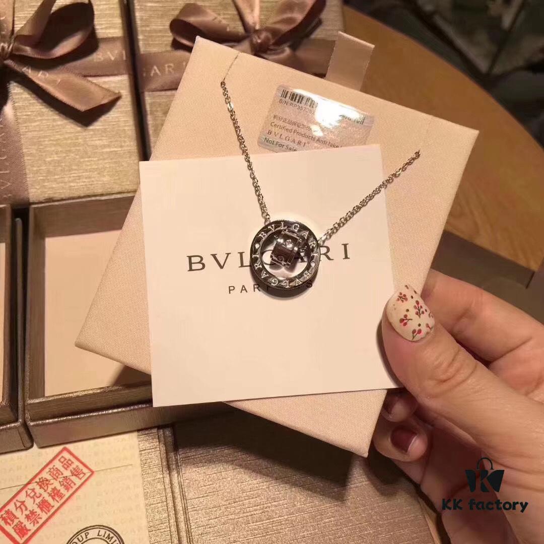 Bvlgari Classic Large Double Ring Necklace ✨ Long-lasting Color, Anti-allergic Treatment, Original Replica, High-end Custom 925 Pure Silver, 1:1 Counterfeit Super Fine 🔥🔥 Each Piece Handcrafted, Unbeatable Value ✨ Rose Gold and White Gold, Original Style Chain, Couple's Design