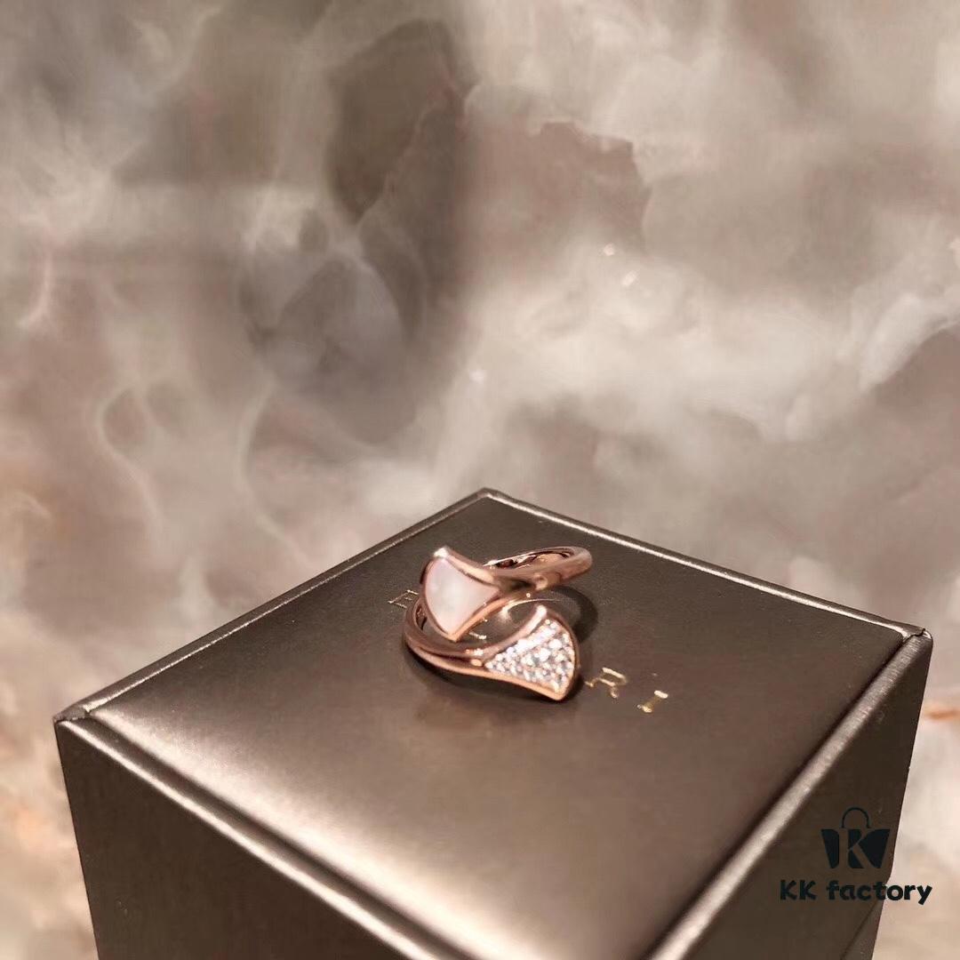 BVLGAR Classic Revival Bulgari Mother-of-Pearl Skirt Ring with Snake-Inspired Design, Adjustable, 925 Sterling Silver Thick Gold Plated, Natural Mother-of-Pearl, Diamond-Cut Detail, Available in Platinum and Rose Gold Finish