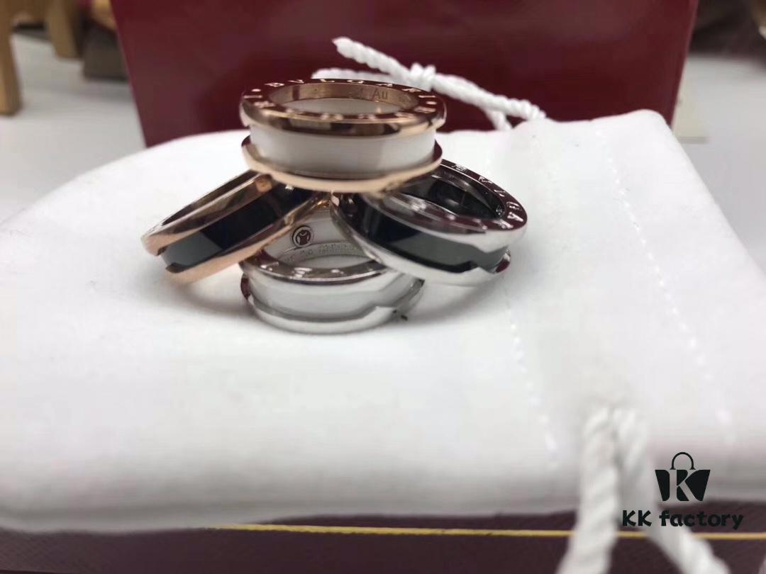 Bulgari BVLGARI Red Man Ring, CNC Precision High-End Version, 1:1 Craftsmanship, Available in White Gold and Rose Gold, 925 Sterling Silver, Black Ceramic Inlay, US Size 5-11