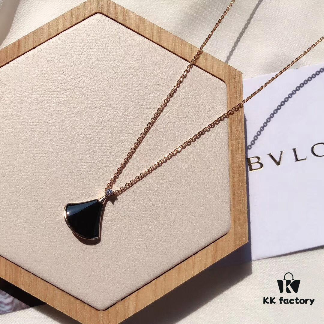 S925 Silver Plated with K-Gold [Bulgari Christmas Bestseller] Bvlgari Divas' Dream Series Mother-of-Pearl Fan Pendant Necklace