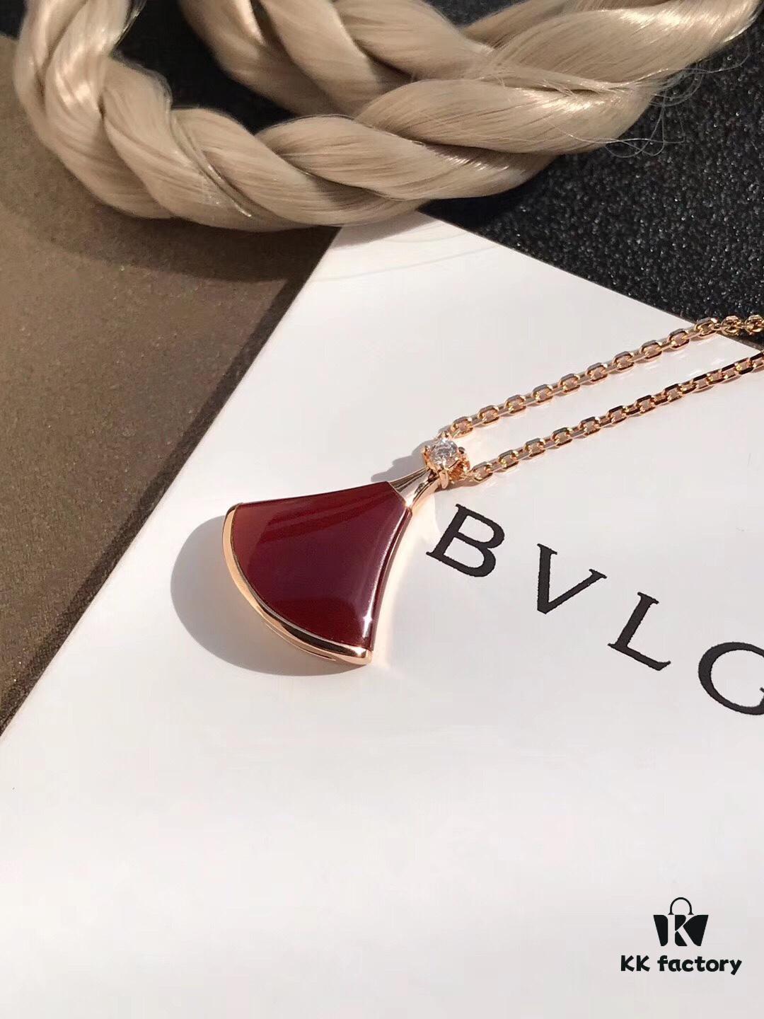 Bvlgari Divas' Dream Natural Carnelian Fan Necklace