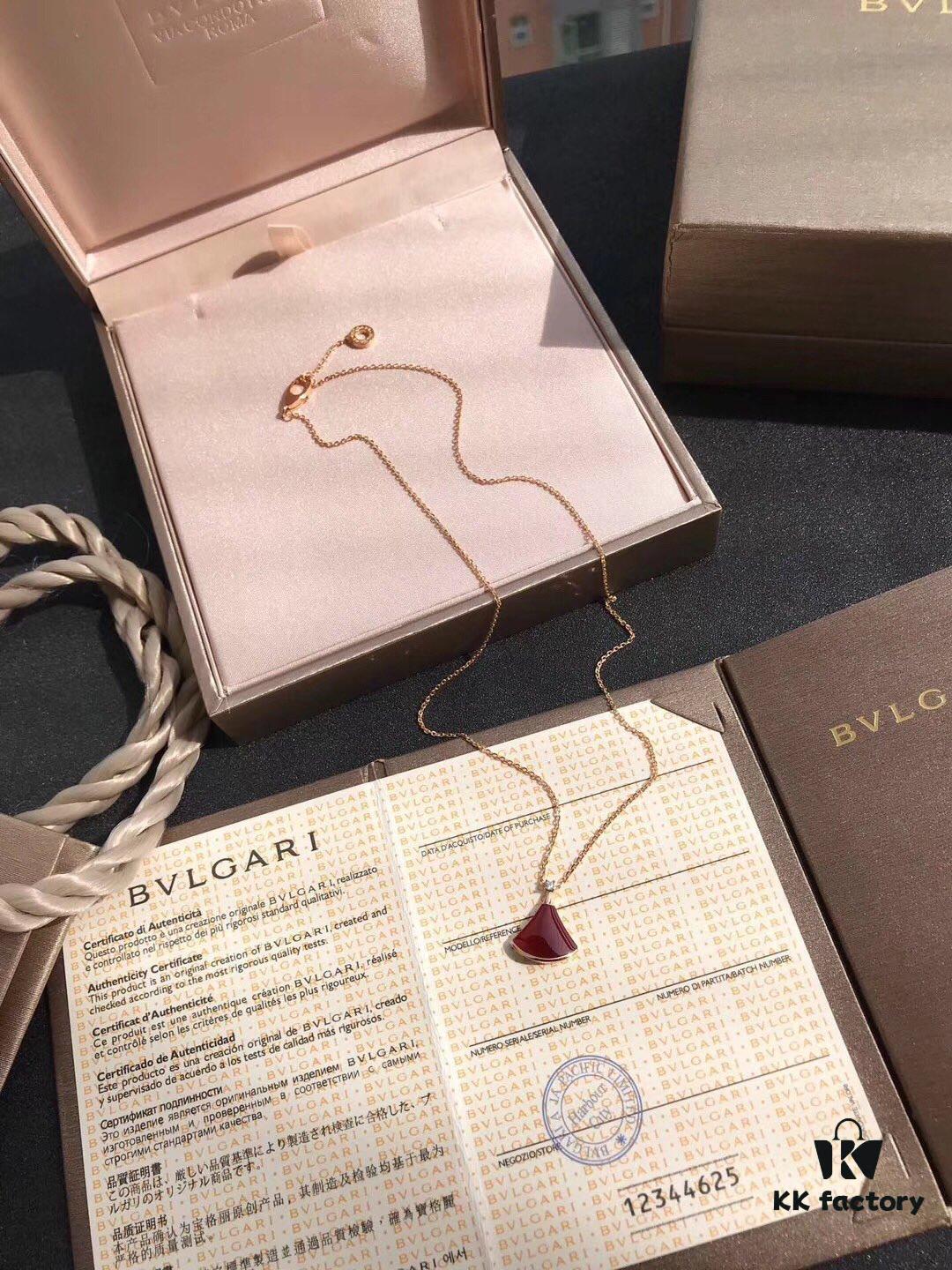 Bvlgari Divas' Dream Natural Carnelian Fan Necklace