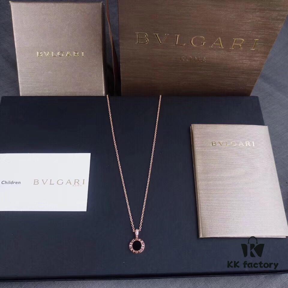 BVLGARI Bulgari Classic Reversible Black and White Ceramic Necklace with Mother-of-Pearl and Onyx