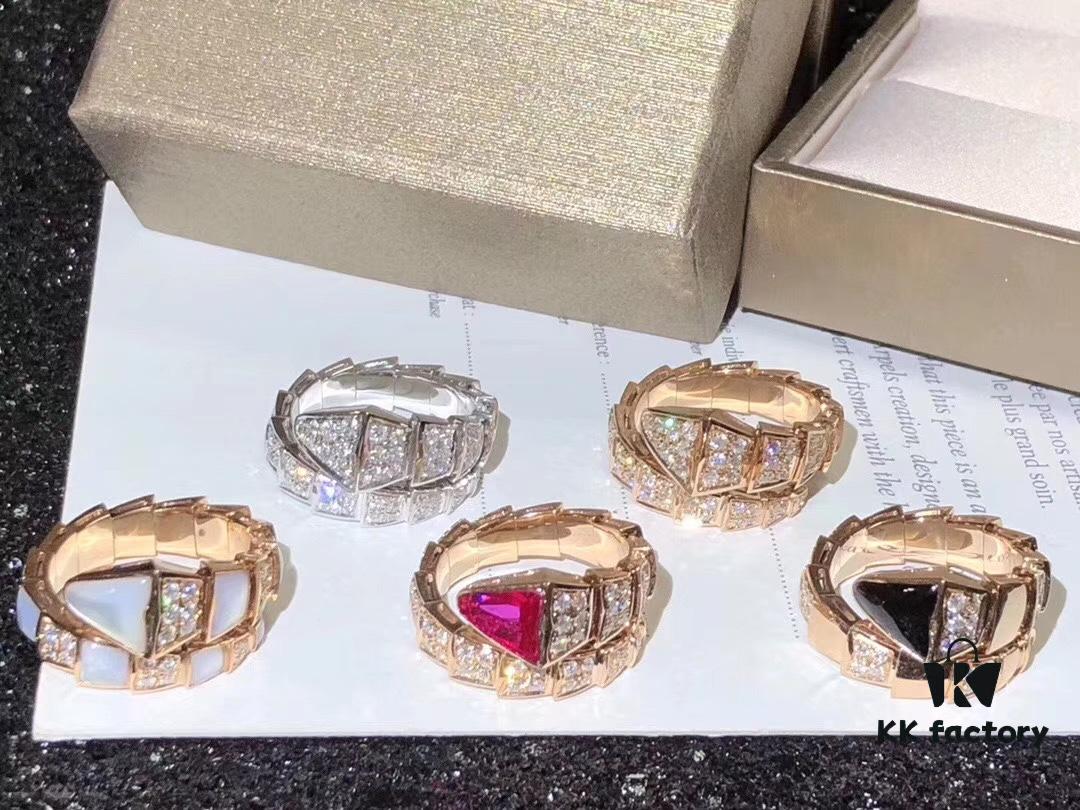 BV-Bvlgari Serpenti Ring! This iconic design is universally recognized! A masterpiece from Bvlgari, wildly popular and adored by many!