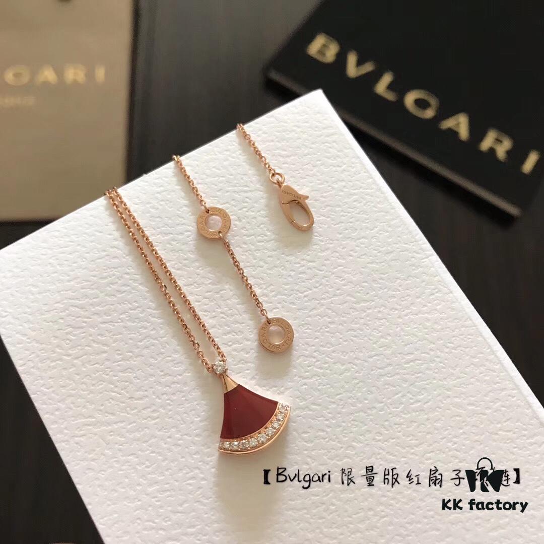 Bvlgari Natural Stone Fan Pendant Necklace in 925 Sterling Gold-Plated Silver – Authentic Mold, Exclusive Design