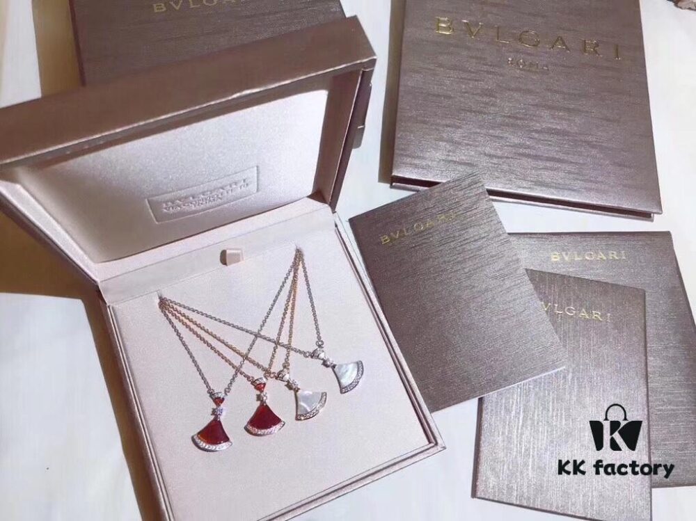 Bvlgari BV Natural Mother-of-Pearl Pendant Necklace