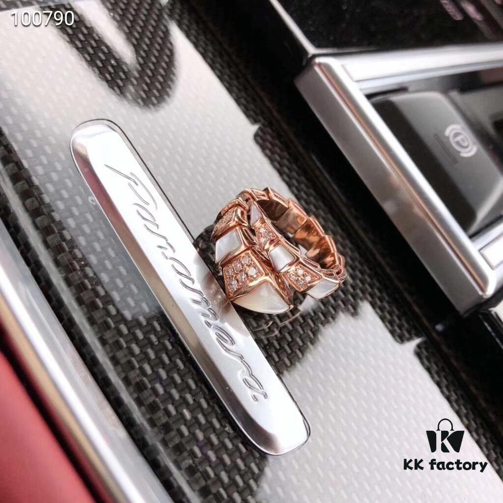 Bvlgari SERPENTI Series 18K Rose Gold Mother-of-Pearl Diamond Snake Ring