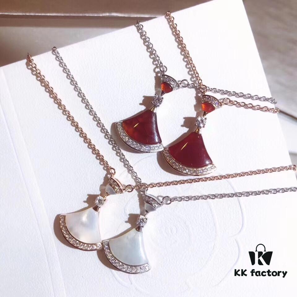 Bvlgari BV Natural Mother-of-Pearl Pendant Necklace