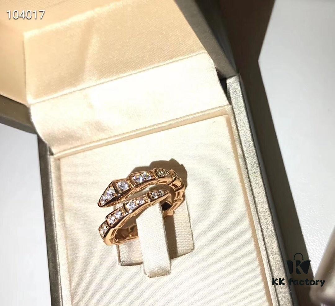 BVLGARI New Narrow Serpenti Snake Ring