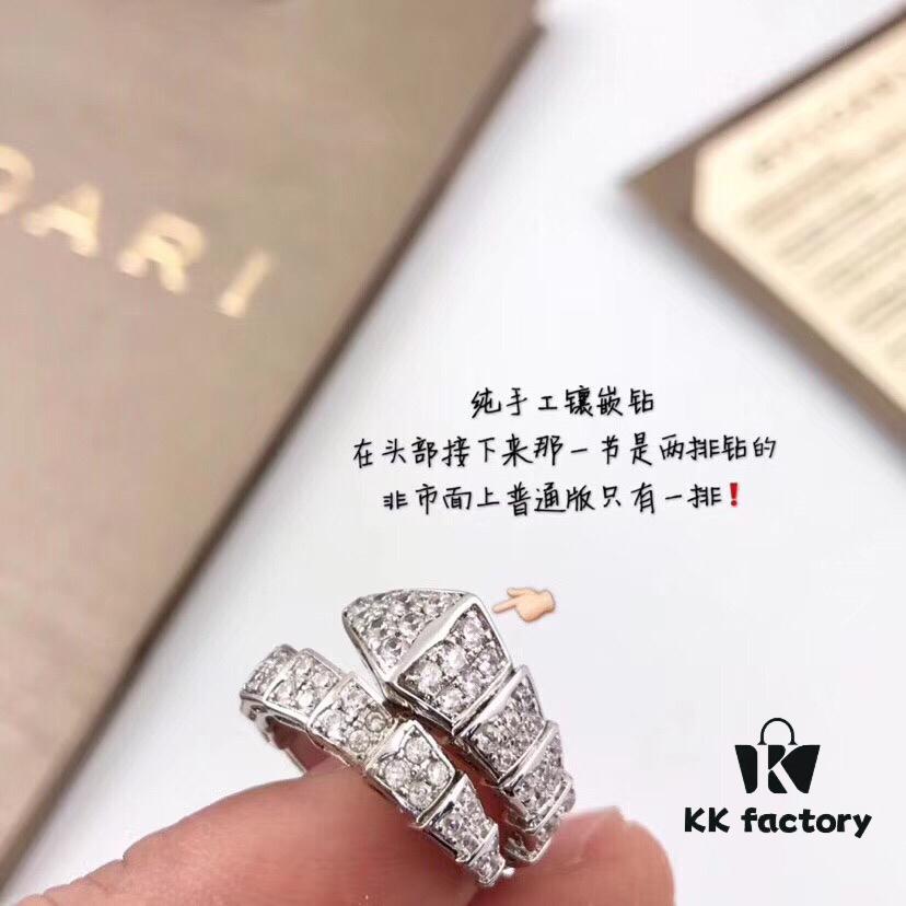 Bvlgari Serpenti Snake Ring | High-Quality Replica