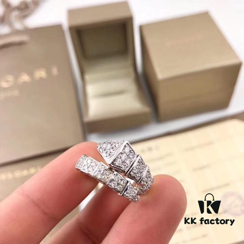 Bvlgari Serpenti Snake Ring | High-Quality Replica