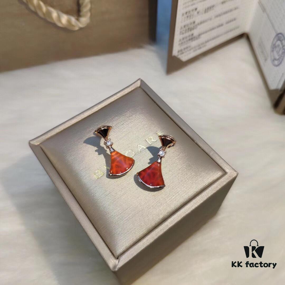 Bvlgari Double Fan Mother-of-Pearl Stud Earrings, Fairy-Like Versatile Style, Real Gold Plated with Rose Gold, Fade-Resistant, 1:1 Match to Counter Version