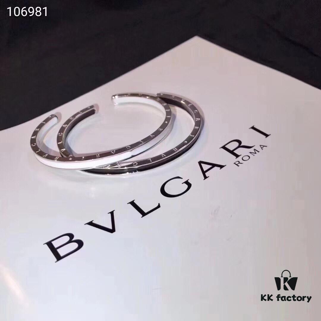 Bvlgari Classic C-Shaped Open Letter Bracelet, Luxury Elegant Design, High-End Premium Finish, CNC Polished Thick Gold Plating, Adjustable Unisex Cuff for Men and Women, Hypoallergenic & Fade-Resistant, Available in Black and White, Stylish Couple's Jewelry