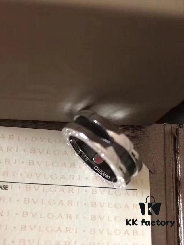 Bestselling Xiaobao Bvlgari Little Red Figure Necklace, Bracelet, Ring - Long-term Stock Available