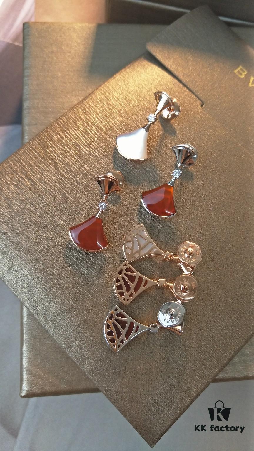 BVLGARI DIVA White Mother-of-Pearl and Red Carnelian Earrings (Diamond-Free Version)