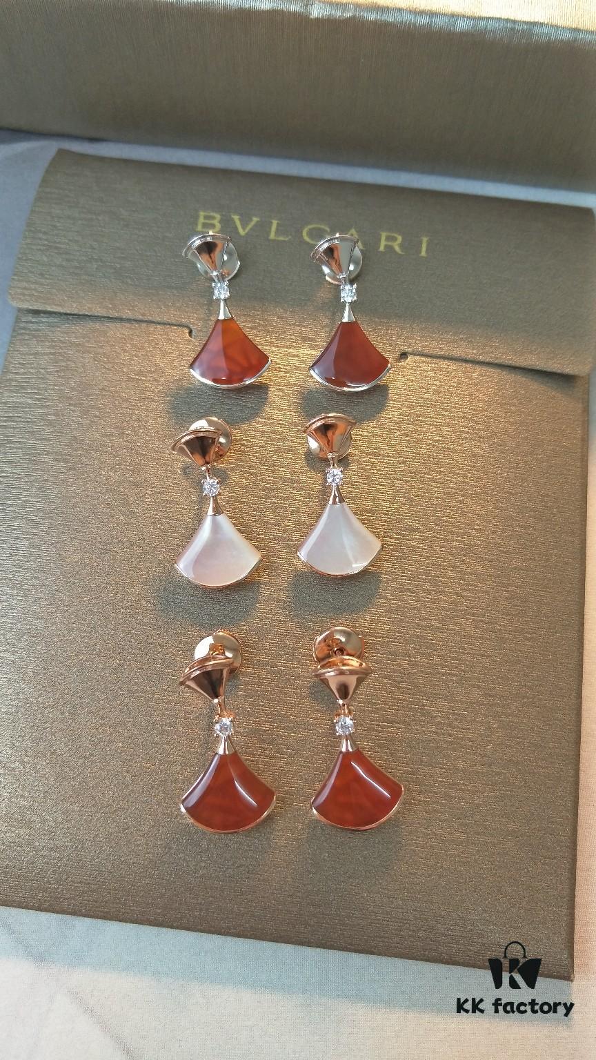 BVLGARI DIVA White Mother-of-Pearl and Red Carnelian Earrings (Diamond-Free Version)