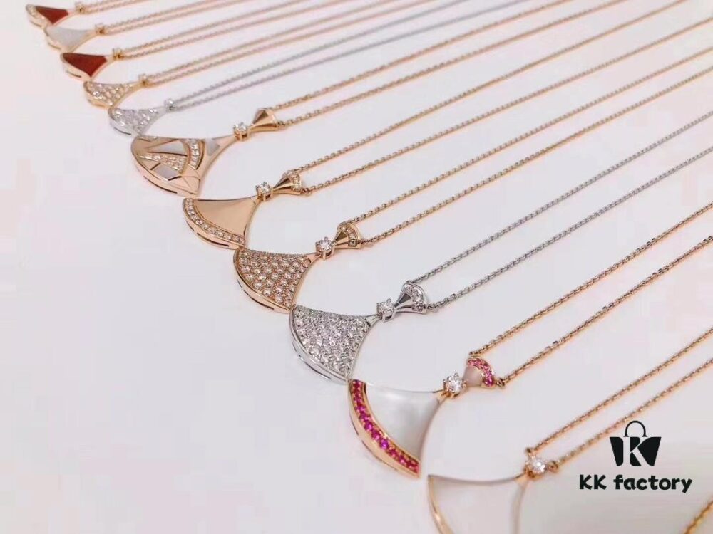 Bvlgari Necklace Bvlgari Serpenti Series Necklace In Stock