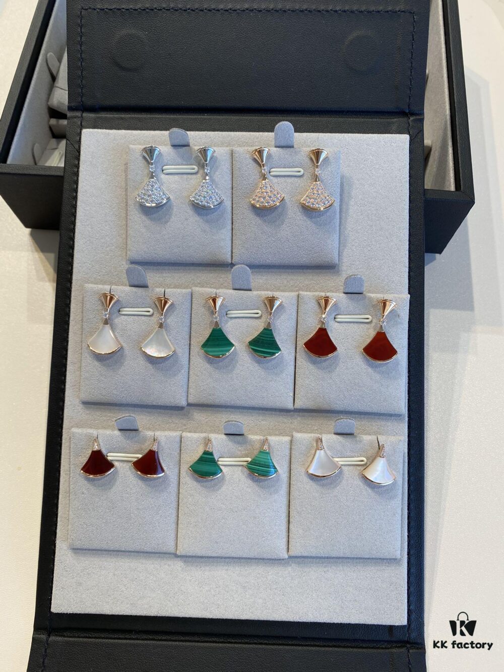 Bvlgari Fan Earrings, Three Styles Eight Colors Diva Earrings, Professional Quality Guaranteed! The Diva Never Chooses Who Wears It, No Need to Match Clothes, Just Have Pierced Ears