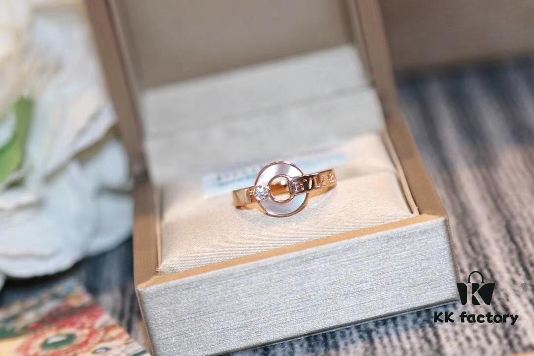 New 925 Natural White Mother of Pearl Bvlgari Coin Ring