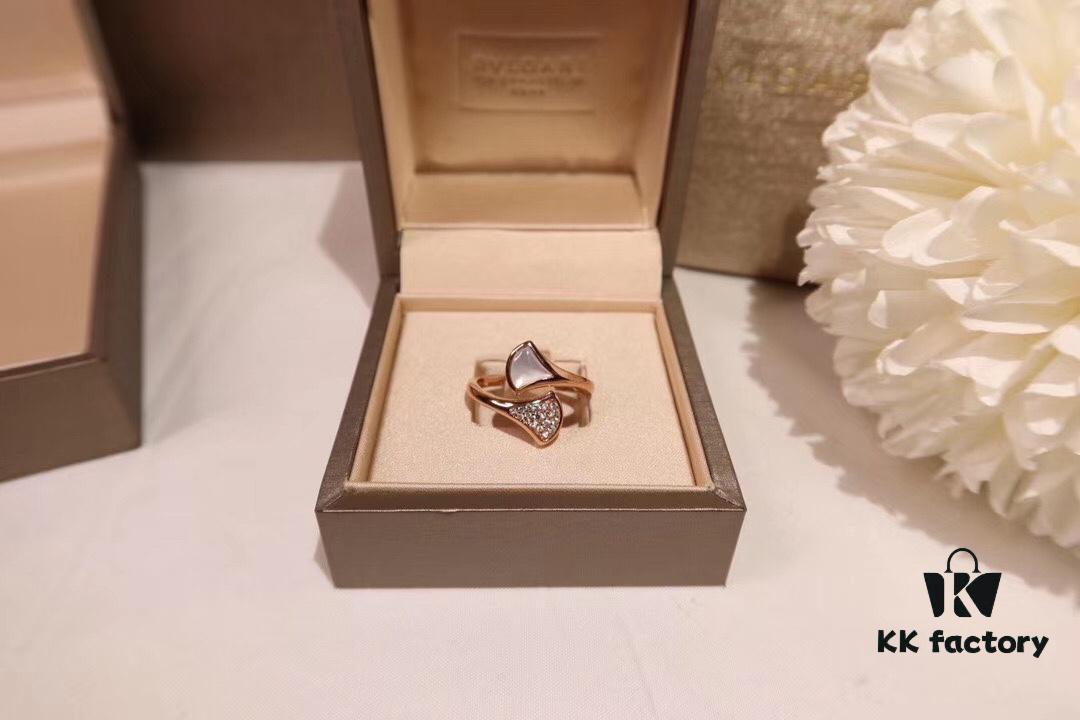 BVLGAR Classic Reimagined: Bvlgari Shell Dress Ring with Serpent Design, Adjustable Silver Gold Plated Ring Featuring Natural Mother of Pearl and Brilliant Diamonds