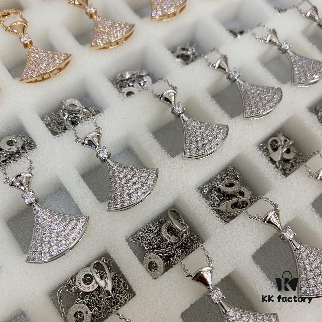 BVLGARI Double Tower Full Diamond Fan-shaped Necklace! ZP Prototype, CNC Craftsmanship! Hand-set, Counter Mark with Perfect Details, Sterling Silver Plated with Micro Gold