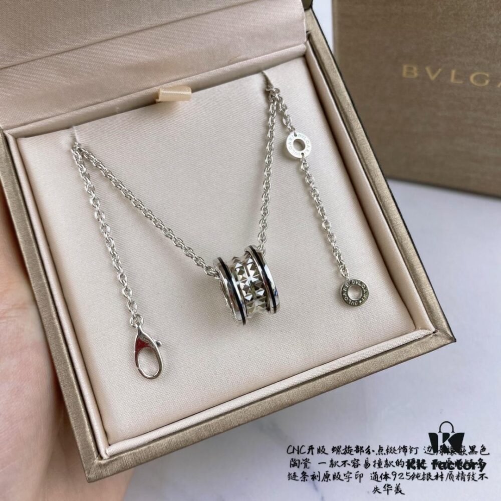 New Two-Tone 925 CNC High-Quality Bulgari Spiral Necklace with Studs and Black Ceramic Edge