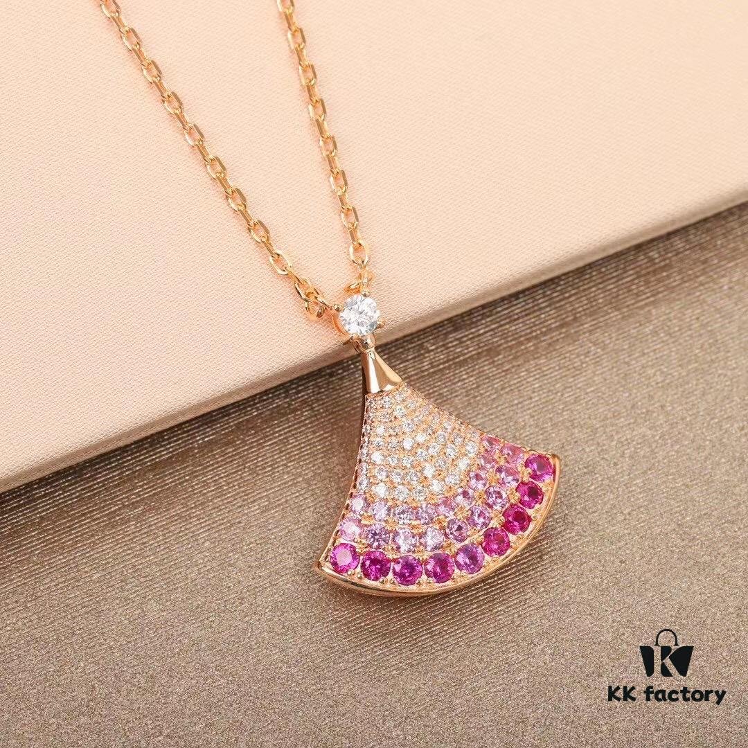 DIVAS' DREAM Series Necklace BVLGARI Bulgari Limited Edition for Qixi Valentine's Day, 18K Rose Gold with Round Brilliant Diamond (0.07ct), Pink Sapphire (0.57ct), and Pavé Diamonds (0.14ct)