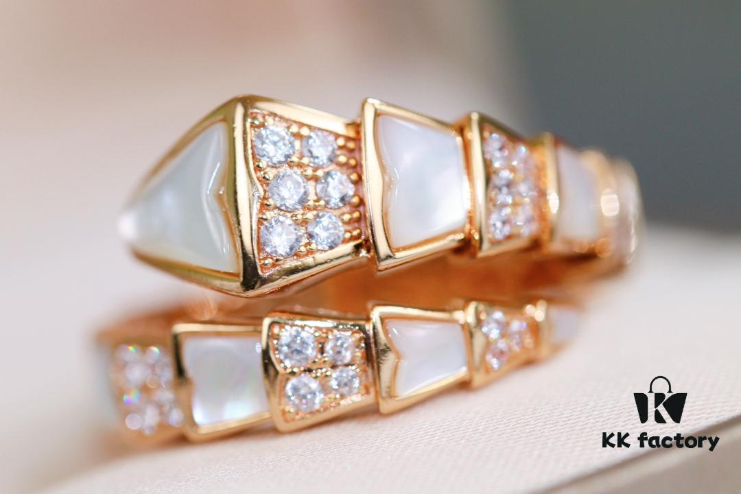 Bvlgari Serpenti Series White Mother-of-Pearl Diamond-Inlaid Snake Ring, V Gold Material with Imported High-Carbon Diamonds, Hand-Set, Adjustable Unisex Ring