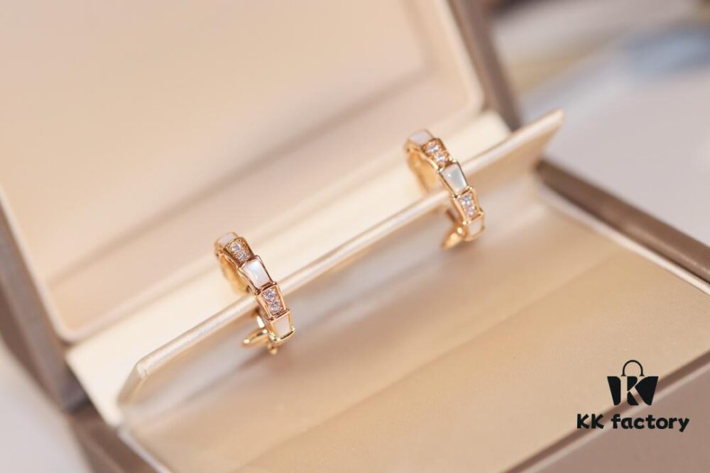 Bvlgari Serpenti Viper Earrings ZP Version