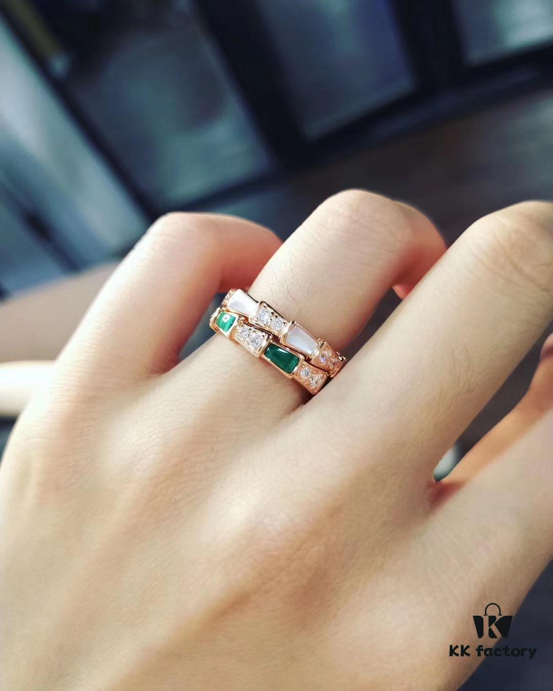 Bvlgari Serpenti Viper Series Smooth Half-Pavé Snakebone Ring