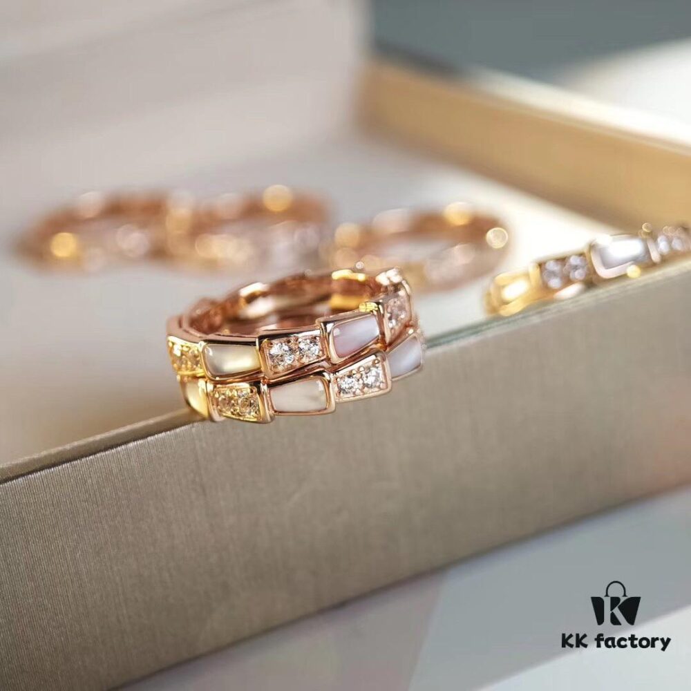 Bvlgari Serpenti Viper Series Smooth Half-Pavé Snakebone Ring